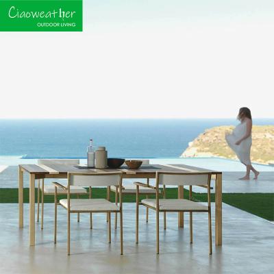 China Teakhouten stoelen voor buiten patio Grijzige Bruine Rattan Tafel en stoelen in modern ontwerp Te koop