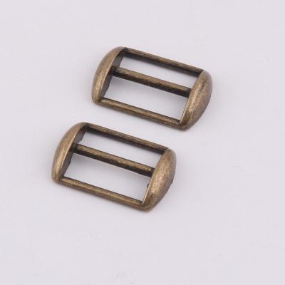 China Fashion Hat Buckle Factory Wholesale Metal Antique Brass Alloy Peaked Adjustable Hat Buckle For Hat Accessories for sale