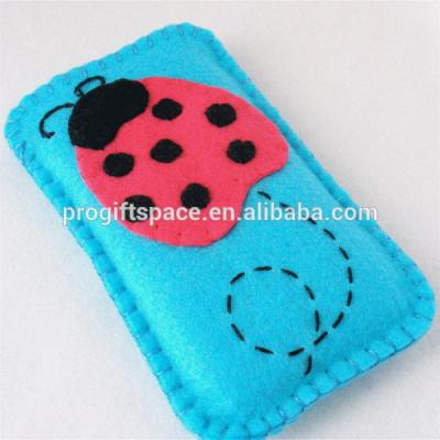 China Eco Friendly Handmade Pink Ladybug Felt Mobile Pocket Felt Phone Case Made in China for sale