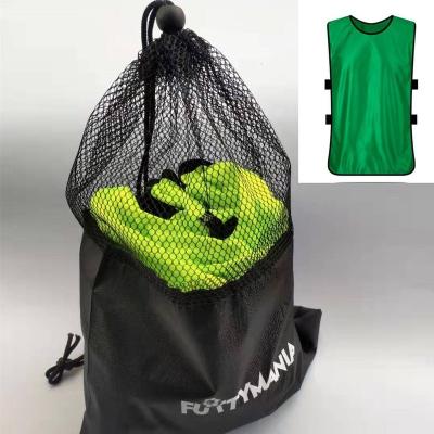 China 10pc/bag sets factory directly customized with logo printing cheap football training vest with mesh bag football bibs sports wear for sale