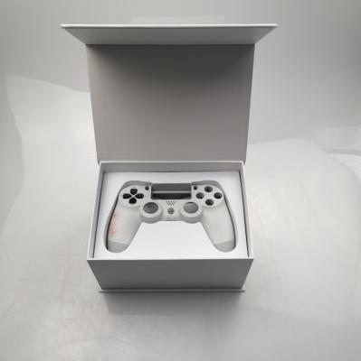 China Custom High Quality Recycled PS4 Controller, PS5 Game Packing Materials Silver Aluminum Logo Game Box With Insert for sale