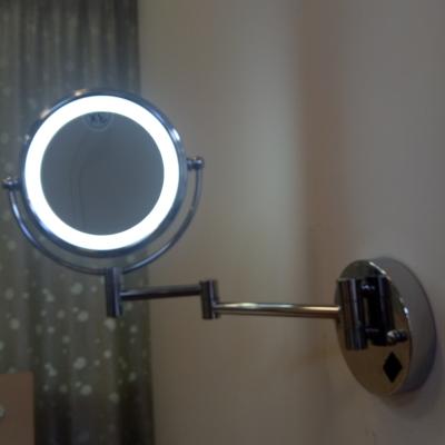 China Wall Mounted Mirror LED MAKEUP 3x 1x ONE SIDE IS 3x THE OTHER SIDE IS 1x DOUBLE MIRROR with rechargeable batteries and charger for sale