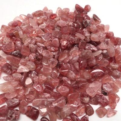 China Natural Europe Strawberry Stone Quartz Healing Gravel Tumbled Crushed Crystal for sale