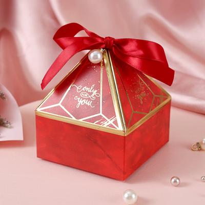 China Recycled Materials New Product European Candy Box Creative Wedding Packaging Box for sale