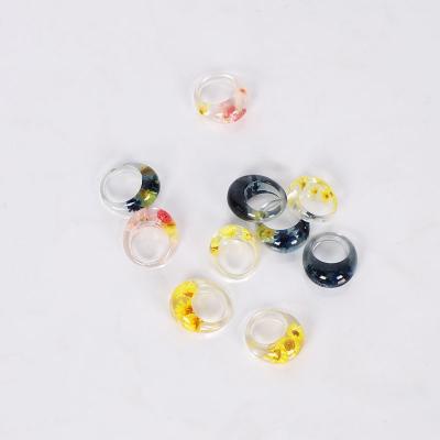 China Handmade Earth Dry Flower Resin Jewelry Ring Fashion Party Gift For Girls for sale