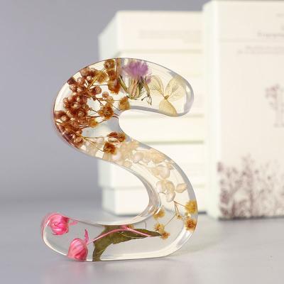 China Chinese Incense Customized Handmade Resin Letter in Real Dried Flower and Preserved Flower with Fragrance Stick Home Decoration for sale