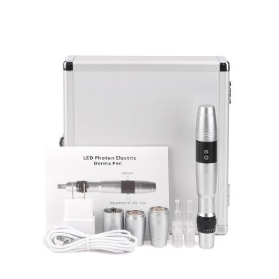 China Anti-Puffiness Rechargeable 7 Color Led Photon Dermapen Vibrating Skin Derma Pen With 12 Pin Micro Needle for sale