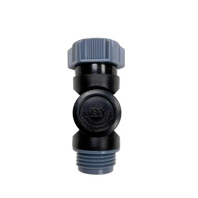 China Rotating and Swivel Angled Connector for NH Thread Faucet Connector Garden Tools 3/4