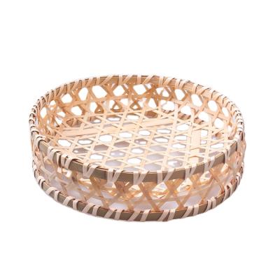 China Various Types Wholesale Sustainable Half Round Woven Bamboo Basket For Fruit Bread Vegetables for sale