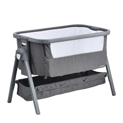 China Modern Premium Baby Bedside Baby Crib Sleeper Hutch Baby Travel Cradle for sale