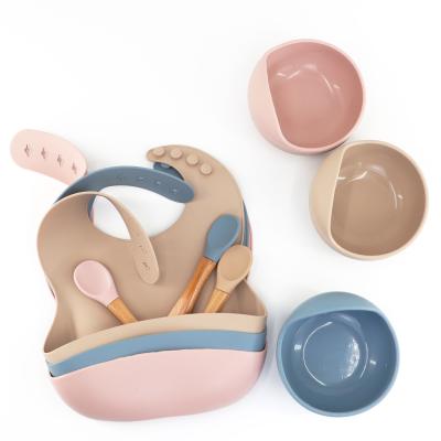 China Hot Selling Daily Life Food Grade Baby Bowl Spoon Set Toddler Child Cutlery Silicone Bibs Feeding Set for sale