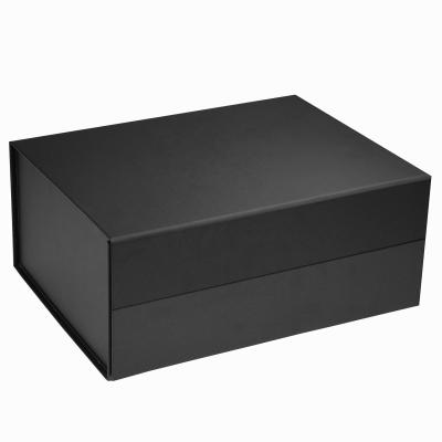 China Handmade Luxury Custom Large Black Cardboard Paper Garment Black Clothing Packaging Magnetic Gift Box Black for sale