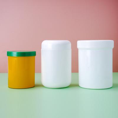 China Round Plastic Bucket Food Grade Plastic Bottle With Lid For Protein Powder for sale