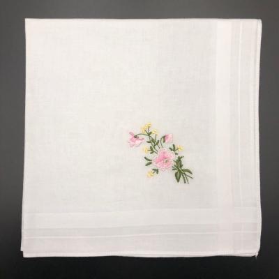 China Solid With Embroidery Ladies Embroidered Floral Handkerchief Cotton Handkerchief 28*28cm White for sale