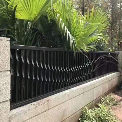 China Easily Assembled Metal Fence Panel Modern Luxury Garden Fences Vertical Slat Fencing Panels for sale