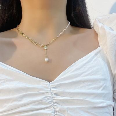 China FASHIONABLE Retro French Queen Freshwater Pearl Necklace Pearl Key Clavicle Pendant Chain for sale