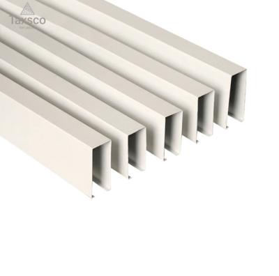 中国 Artistic Type White Aluminum Linear Aluminum Metal Ceiling Tube Ceiling U Linear System 販売のため