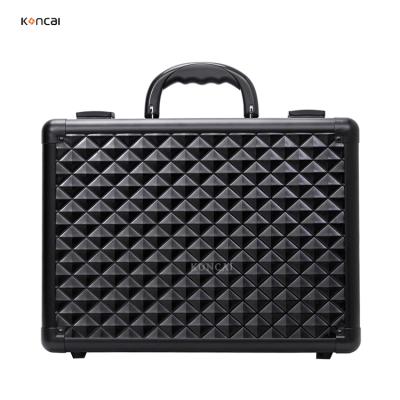 China Lightweight And Stylish Design Portable Aluminum PU Makeup Case Mirror Leather Carry Case for sale