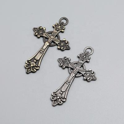 China Religious Christian Jewelry Enamel Engraved Jesus Cross Charm Religious Pendant For Necklace Bracelet for sale