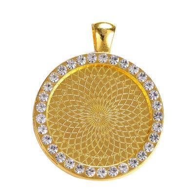 China Hiphop 25MM Gold Round Empty Base Tray For Women Metal Frame Ramadan Cabochon Sublimation Pendants Crystal Picture Frame Pendant Trays for sale