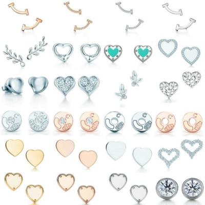 China 2021 new 100% CLASSIC 925 Sterling Silver Blue Heart TIF attractive world of elegance temperament earrings fit original women fashion jewelry for sale