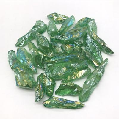 China China New Crystal Long Tooth Original Stone Green Crystal Gravel Natural Irregular Specimen for sale