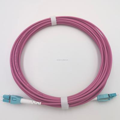 China High Density FTTH OM3 OM4 OM5 G657A2 MPO MTP Fiber Optic Patch Cord for sale