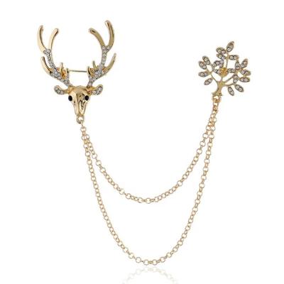 China Luxury Chain Brooches Women Gold Gift Accessories Retro Christmas Deer Brooch Pin for sale