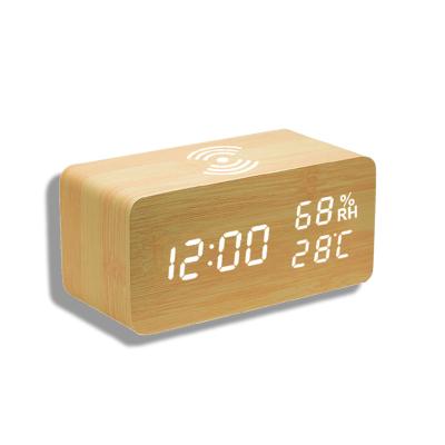 China Antique Style Multifunctional Radio Charging Digital Color Wooden Damp Alarm for sale