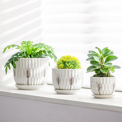 China Not easy to deform 2023 new product flower pot malls pot trays 10 and 12 inch planter pots for plants and flowers for sale