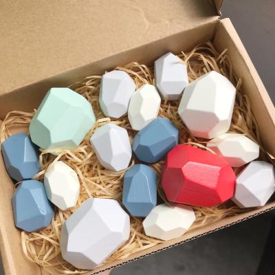 China Wooden Building Block Stacking Educational Toy High Quality 16pcs Colorful Stone Wood Set Balancing Block Set for sale