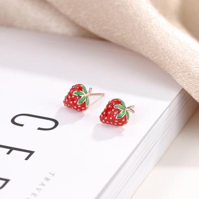 China 2021 TRENDY 925 Sterling Silver Food Fruit Strawberry stud earrings 18k gold new fashion plated jewelry for women for sale