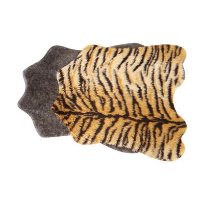 China Breathable Simulation Leather Printed Tiger Skin And Sand Skin Pet Mat For Dogs And Cats for sale