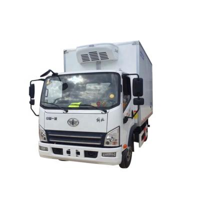 China Cheap price fruit/seafood/meat/vegetable 4X2 FAW 38CBM refrigerator truck for sale for sale