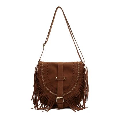 China 2022 Autumn New Style Suede Retro Portable Tassel Bag Cross - Trend Fashion Single Shoulder Soft Saddle One Shoulder Body Bag for sale