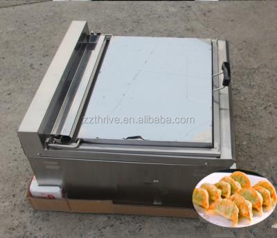 China Professional potstickers machine for potstickers maker/potstickers machine for fried dumpling for sale