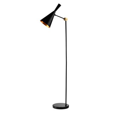 China Minimalist Living Room Bedroom Standing Wrought Iron Light Modern Black Vintage Classic Style Floor Lamp for sale