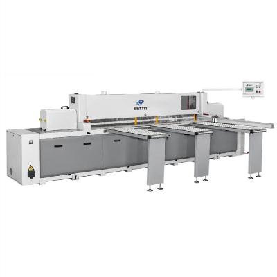 China CNC horizontal strip cutting machine for flooring panel plastic and precision reciprocating panel saw table saw for sale