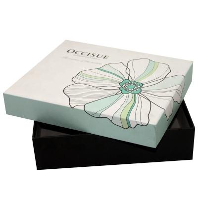 China Recyclable Custom Cardboard Paper Cosmetic Essential Oil Packaging Box for sale