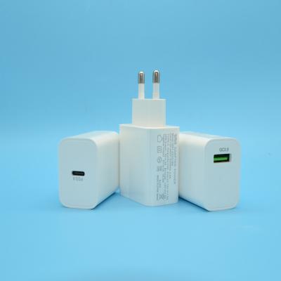 China 20W USB-c Fast Charger For Iphone 12 Charger 20W Usb C PD Charger K-008 for sale