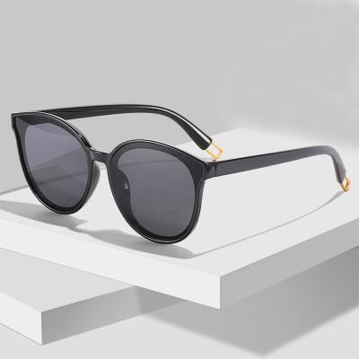 China Cheap Sunglasses Wholesale Designer Cheap Custom Plastic Fashion Sunglasses Vintage Lentes De Sol Retro Trendy Women Men Black Shading Sun Glasses for sale