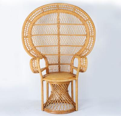 China Traditional black rattan peacock natrual wicker outdoor chair for sale