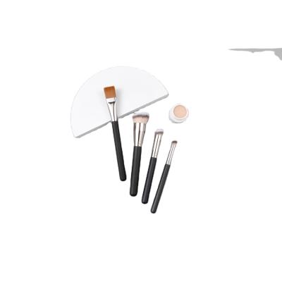 China Angular Soft Blush Wholesale 4pcs High Quality Oval Makeup Brush Set With Custom Logo for sale