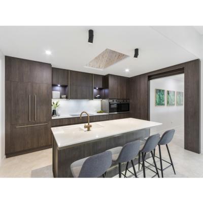 China Modern Custom Design Kitchen Furniture Wood Grain Laminates Modern Kitchen Cabinets With Island for sale