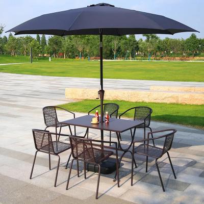 China 200g Polyester Fabric Round Large Garden Parasols Umbrella With Stainless Steel Pole for sale