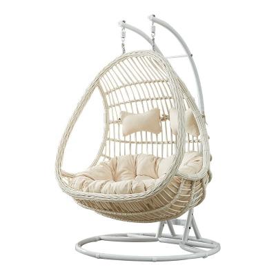 China Rattan Furniture Garden Hanging Egg Swing Chair 2 Person With Q195 Carbon Steel Frame for sale