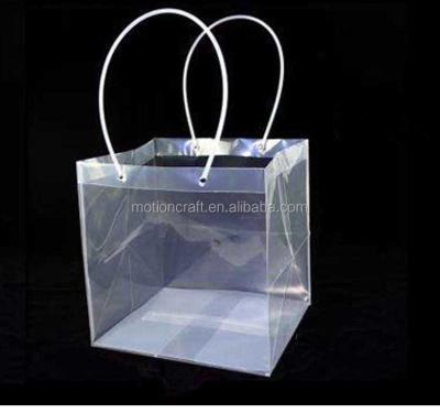 China Large Recycled Materials Size 32*32*32cm PVC Square Flower Box , Clear Plastic Flower Box for sale