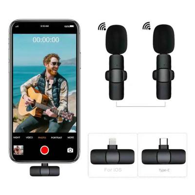 China Lavalier Smart Wireless Portable Audio Video Recording Microphone Lapel Lavalier Microphone Noise Reduction Wireless Microphones for sale