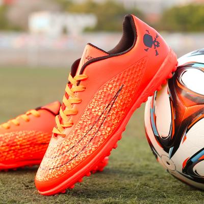 China Fashion\Comfortable\Durable Indoor Soccer Shoes New Arrival Football Boots Sapatos De Futebol Branded Soccer Shoes Soccer Shoes Breathable Soccer Shoes for sale