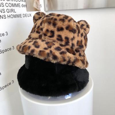 China Image Picture All Match Cute Fisherman Hat Thickened Bucket Hat Keep Warm Leopard Print Plush Bucket Hat for sale